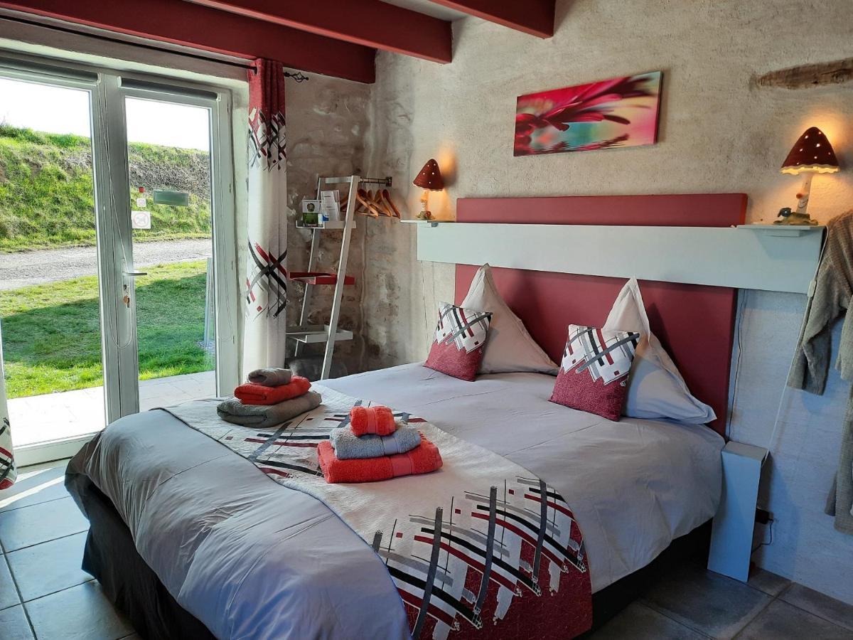 L'Echappee Tremoussante Bed and Breakfast Saint-Barthélemy-de-Vals Eksteriør billede