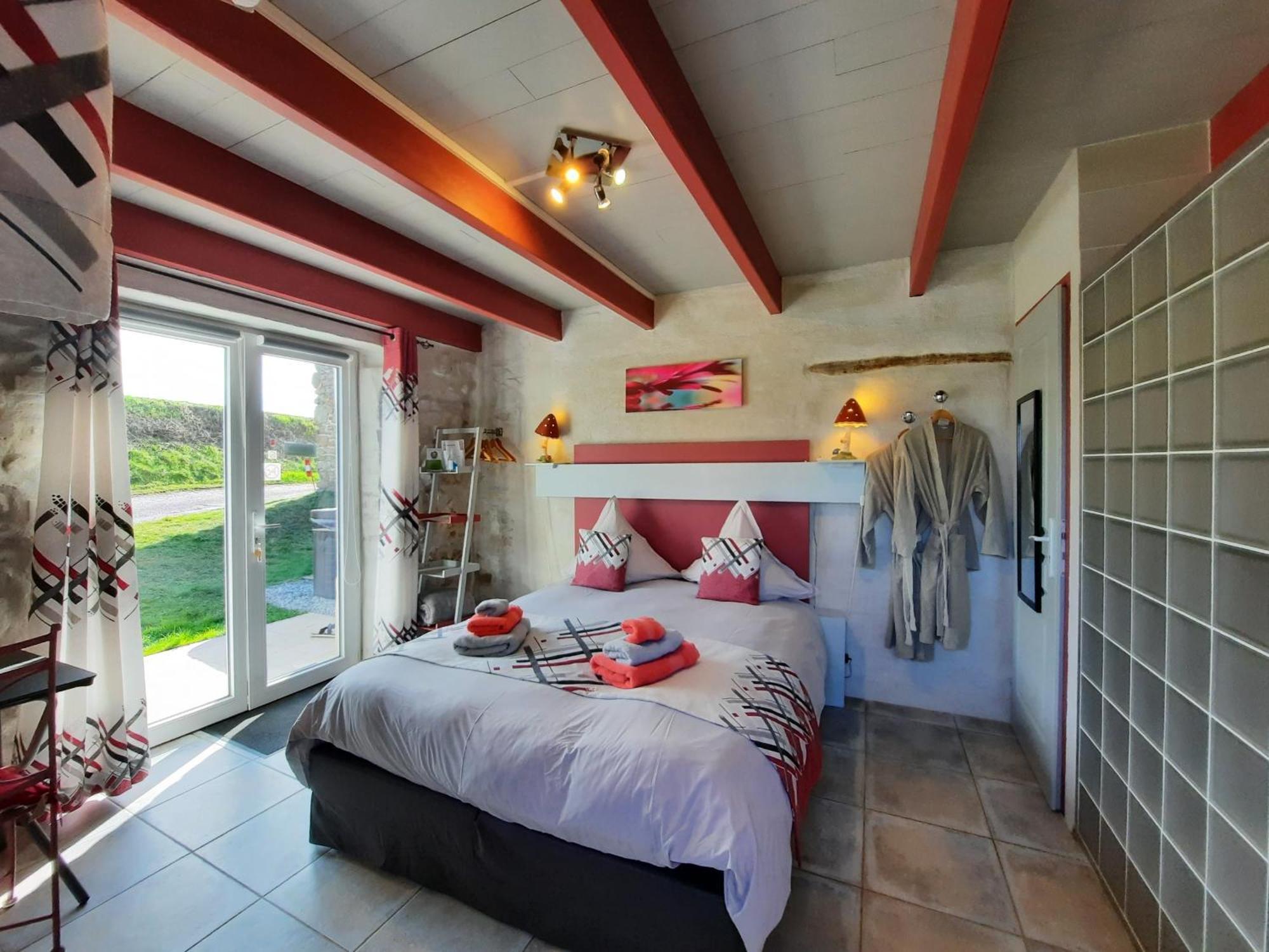 L'Echappee Tremoussante Bed and Breakfast Saint-Barthélemy-de-Vals Værelse billede