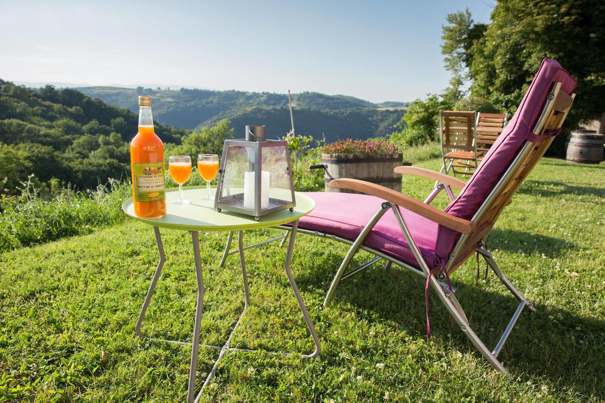L'Echappee Tremoussante Bed and Breakfast Saint-Barthélemy-de-Vals Eksteriør billede